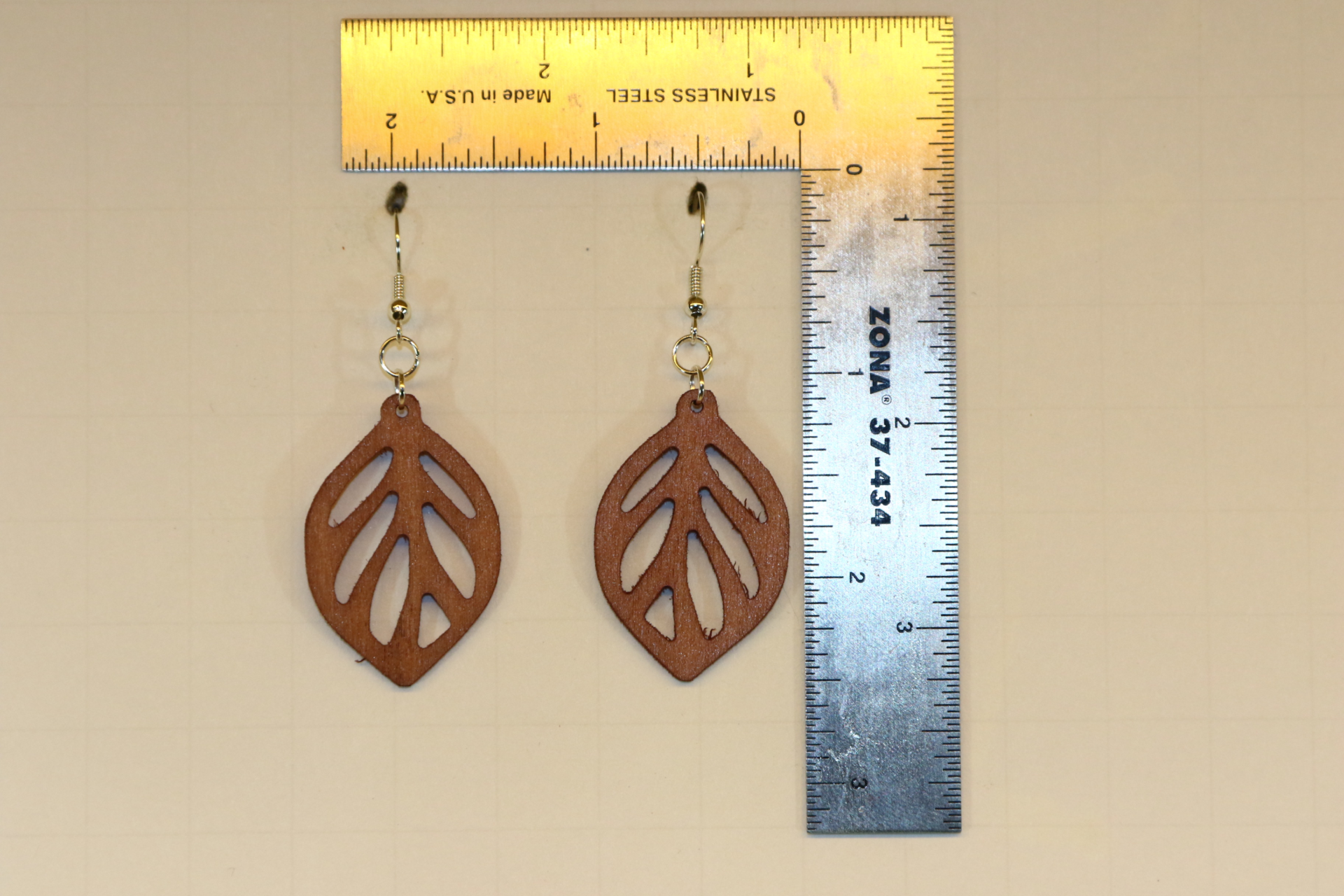 Wood Leaf Earrings – Nature-Inspired Jewelry for Everyday Wear - Image 4