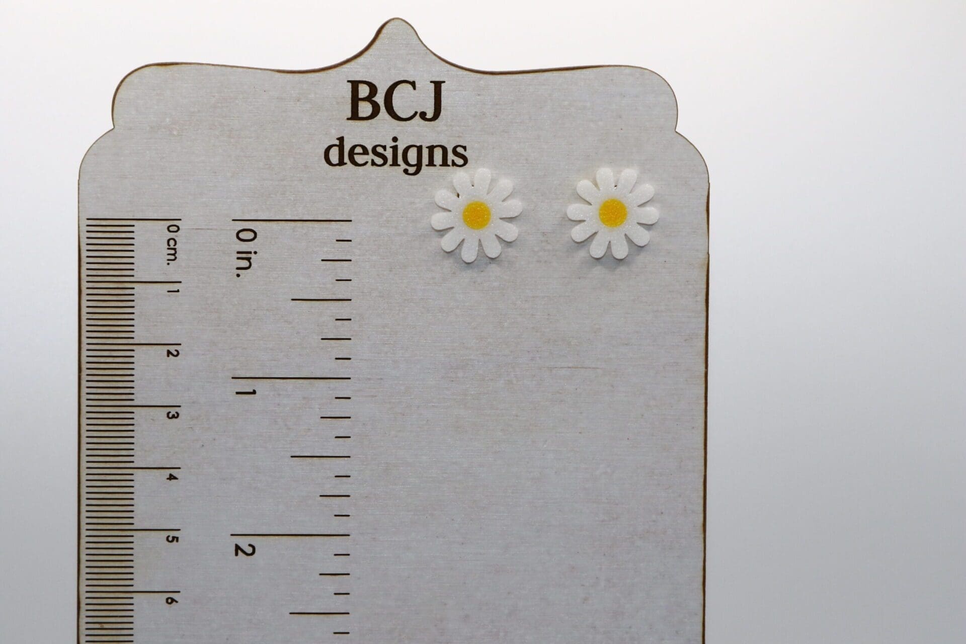 Daisy Stud Earrings - Image 3