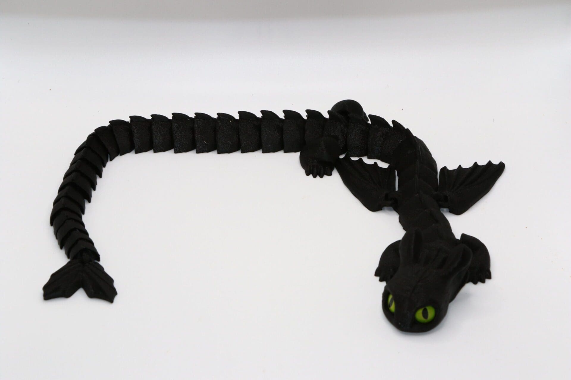 Night Fury Articulated Figureine - Image 7