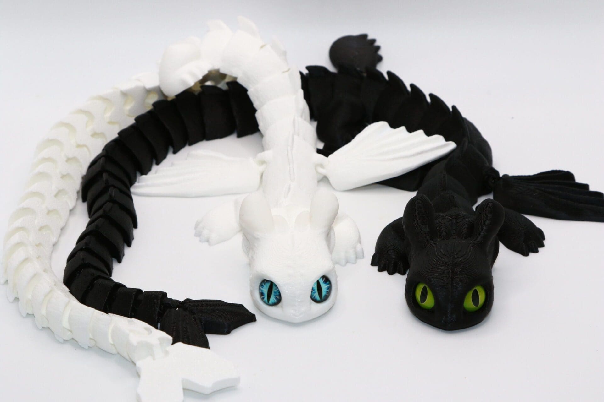 White Fury Articulated Figureine - Image 2