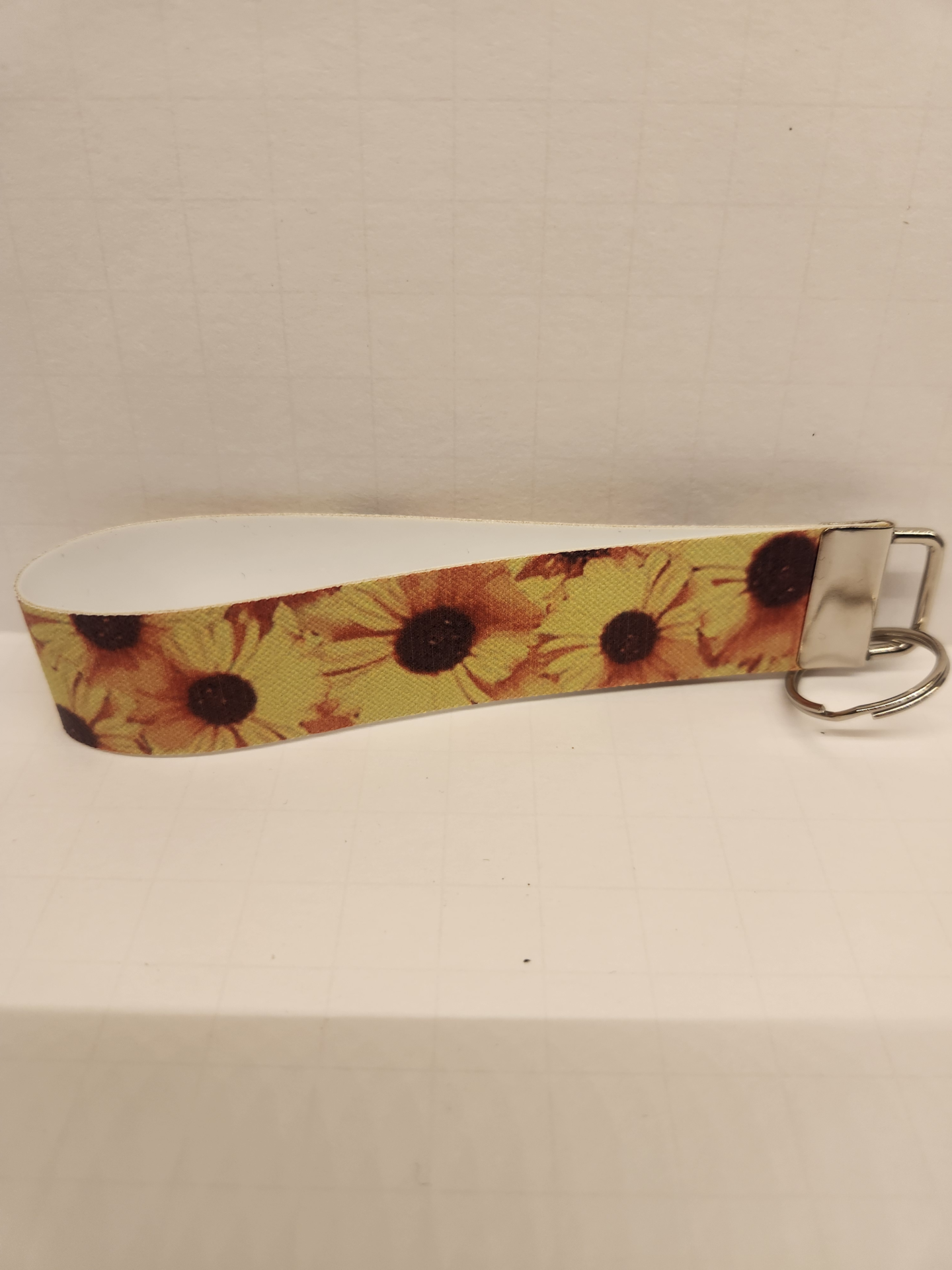 Floral Wristlet Keychain - Image 5