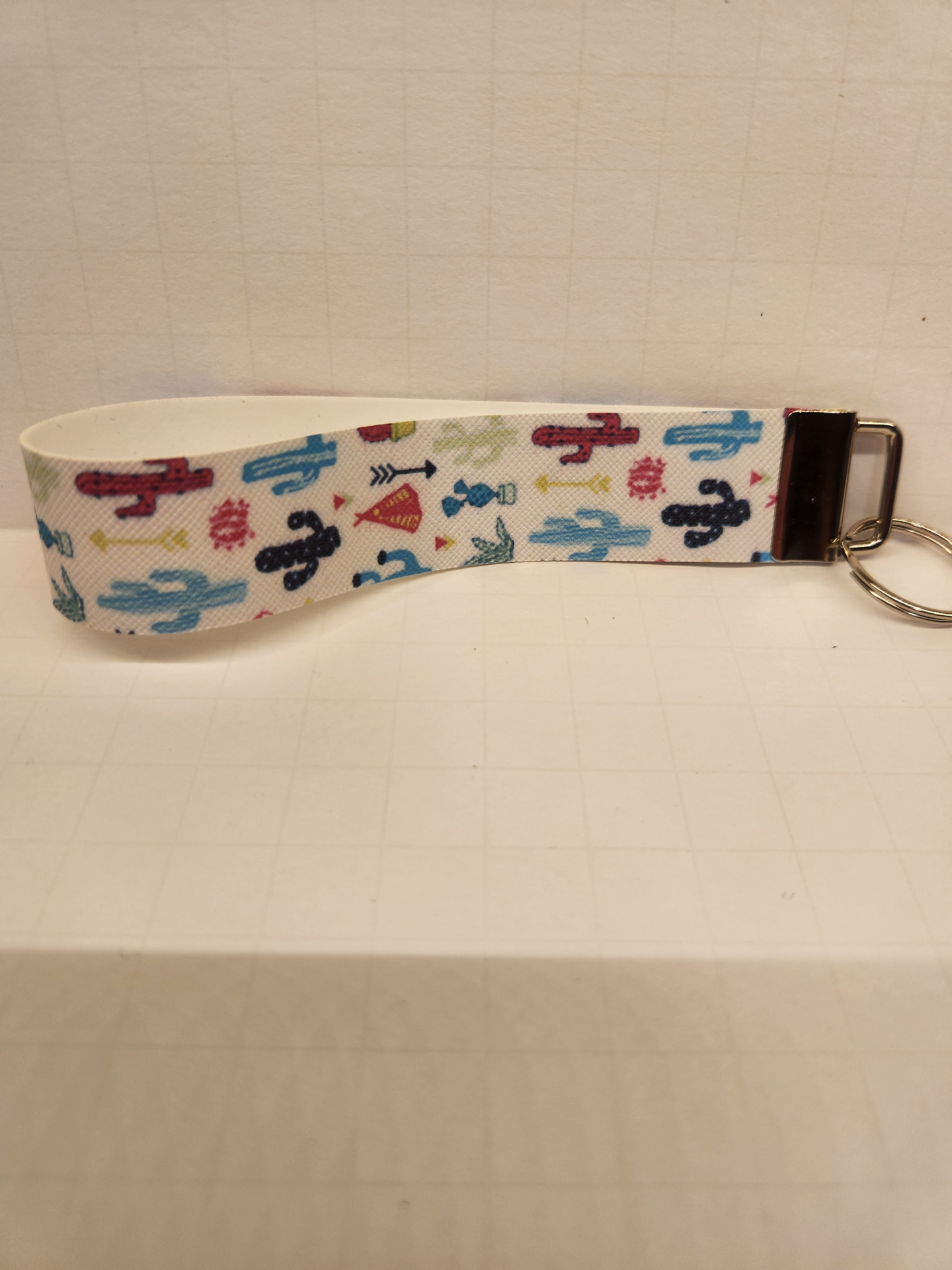 Floral Wristlet Keychain - Image 9