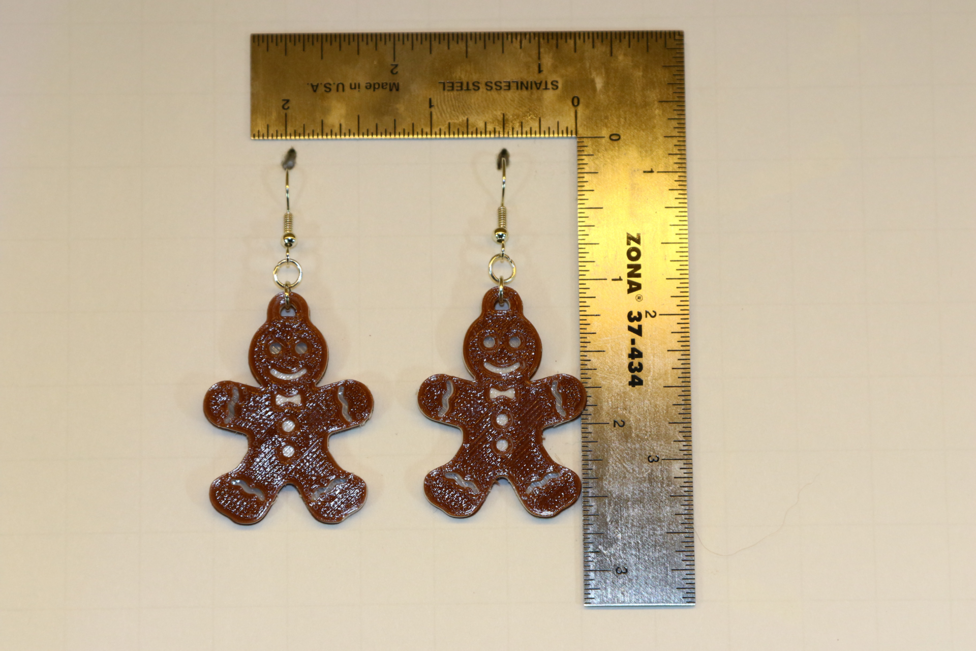 Gingerbread Man Earrings – Christmas Jewelry for Festive Outfits - Image 2