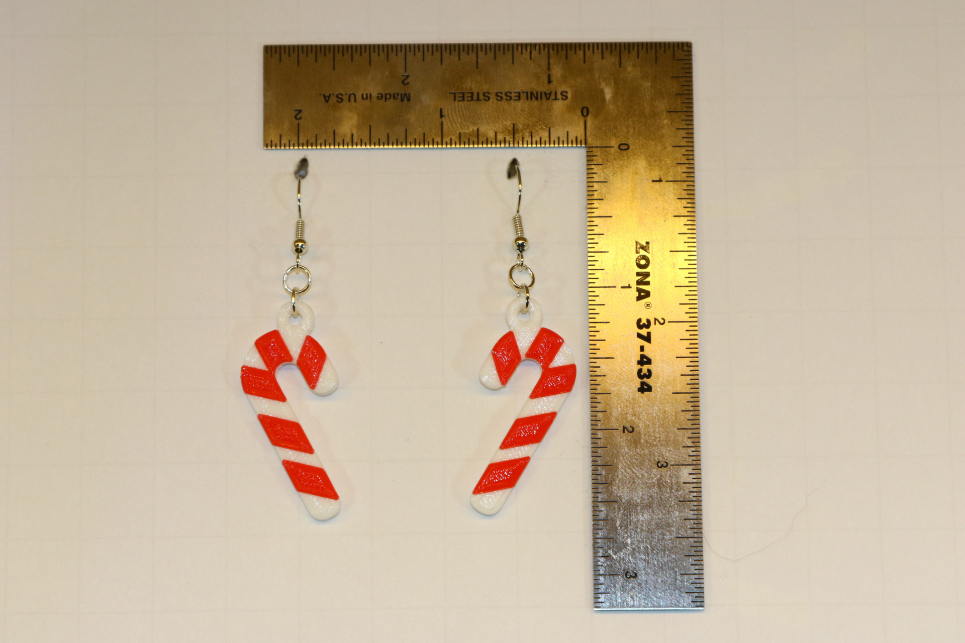Candy Cane Earrings – Sweet Holiday Accessory - Image 2