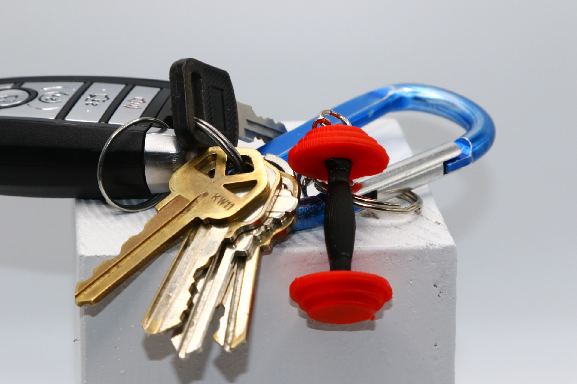 Dumbbell Keychain - Image 2