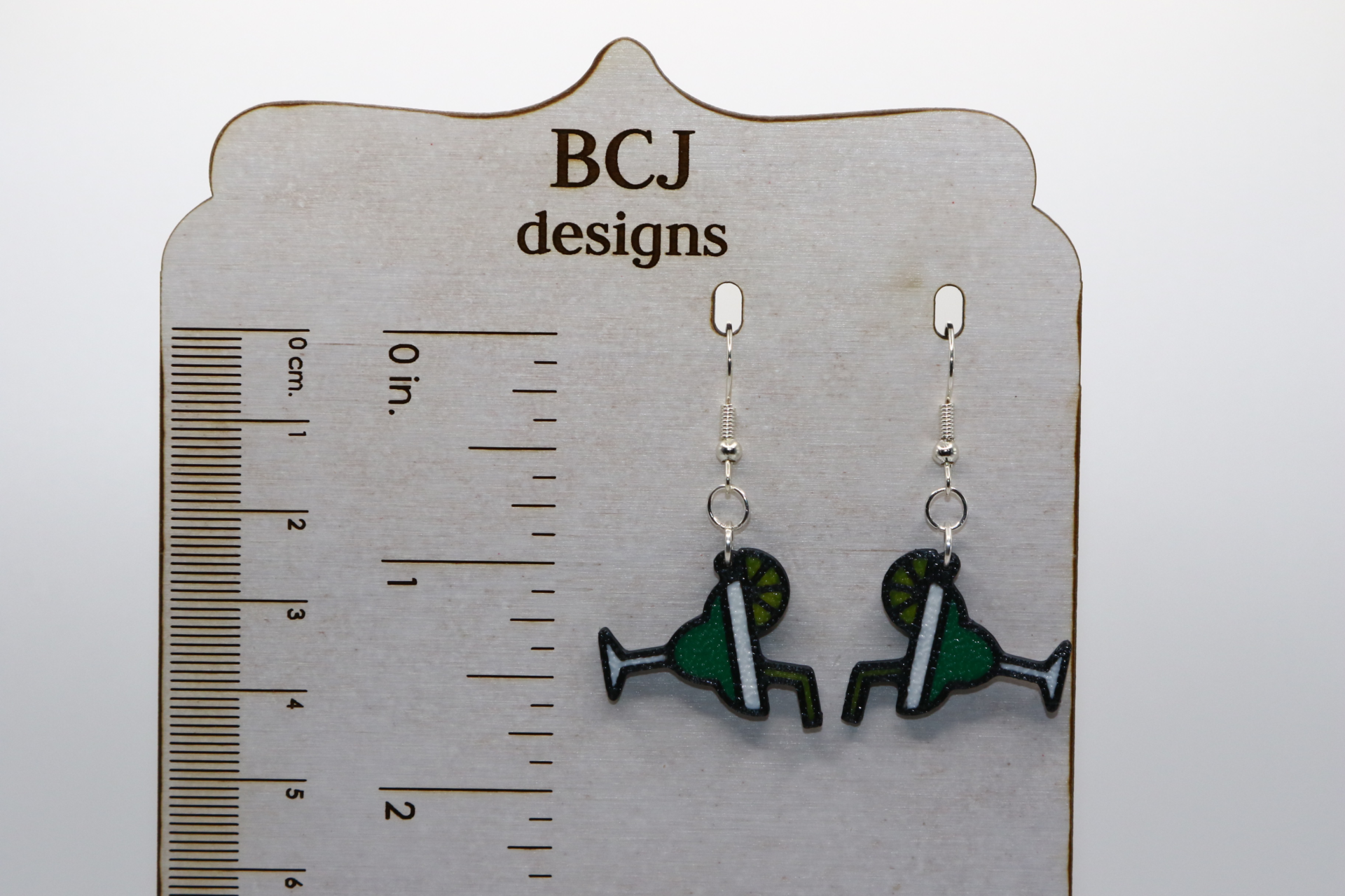 Margarita glass-shaped earrings, festive Cinco de Mayo accessory.