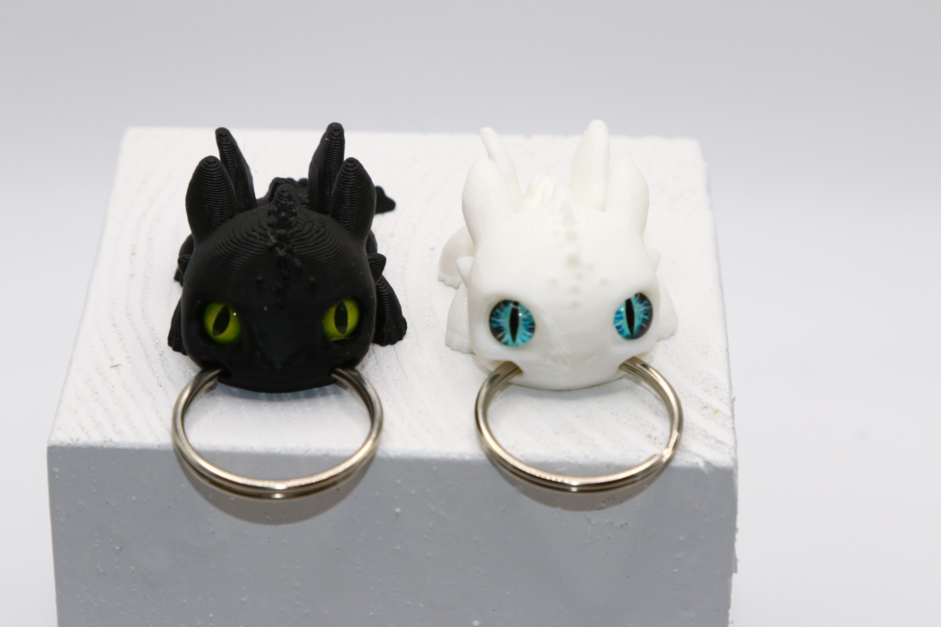 Night Fury Keychain - Image 4